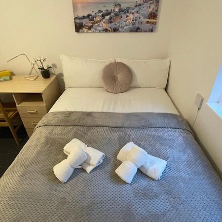 Lovely Triple And Quadruple Rooms In Euston & Square In Central London Exterior foto