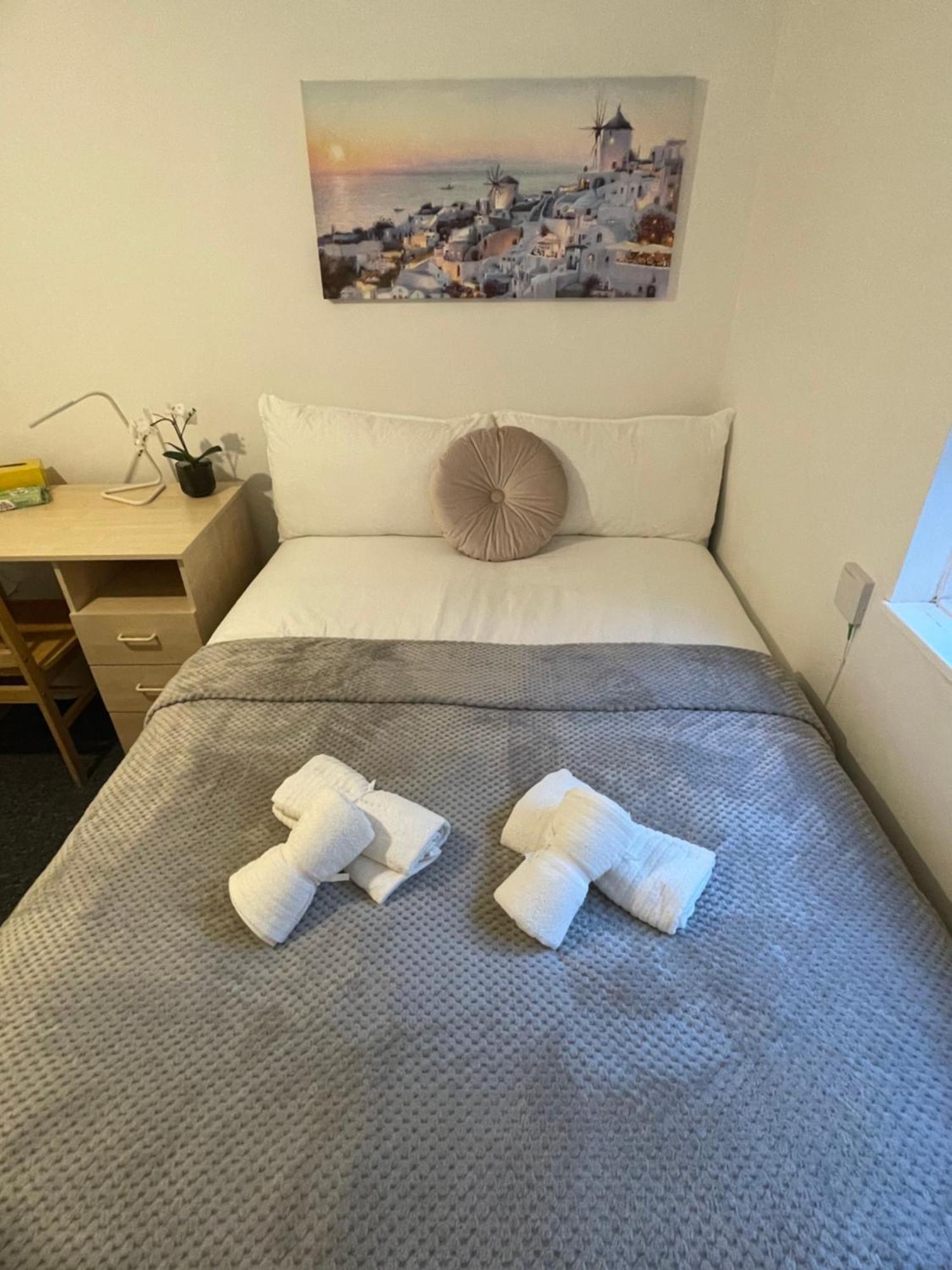 Lovely Triple And Quadruple Rooms In Euston & Square In Central London Exterior foto