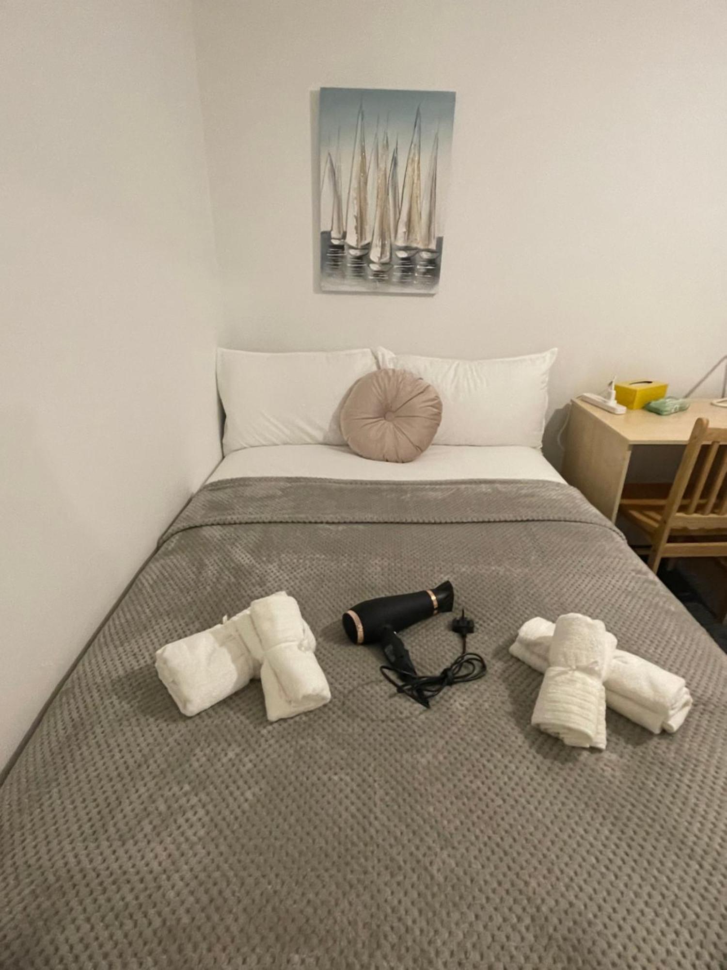Lovely Triple And Quadruple Rooms In Euston & Square In Central London Exterior foto