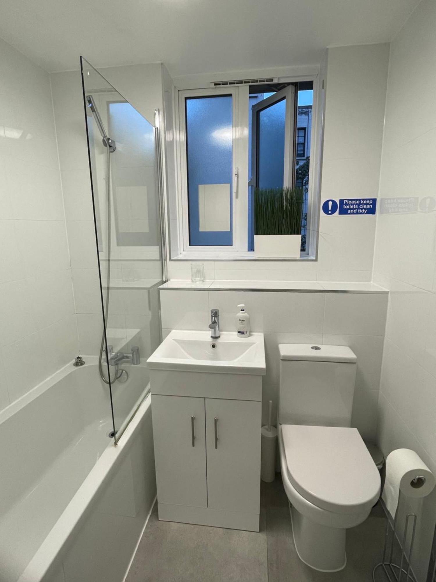 Lovely Triple And Quadruple Rooms In Euston & Square In Central London Exterior foto